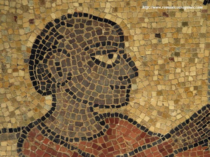 DETALLE DE LA CABEZA DEL ARQUERO COJO